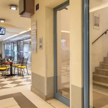 Lägenhet La Stazione Degli Artisti Trieste